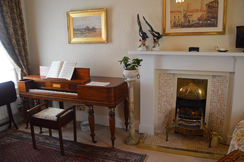 Lady Penelope'S B&B Duns Kültér fotó